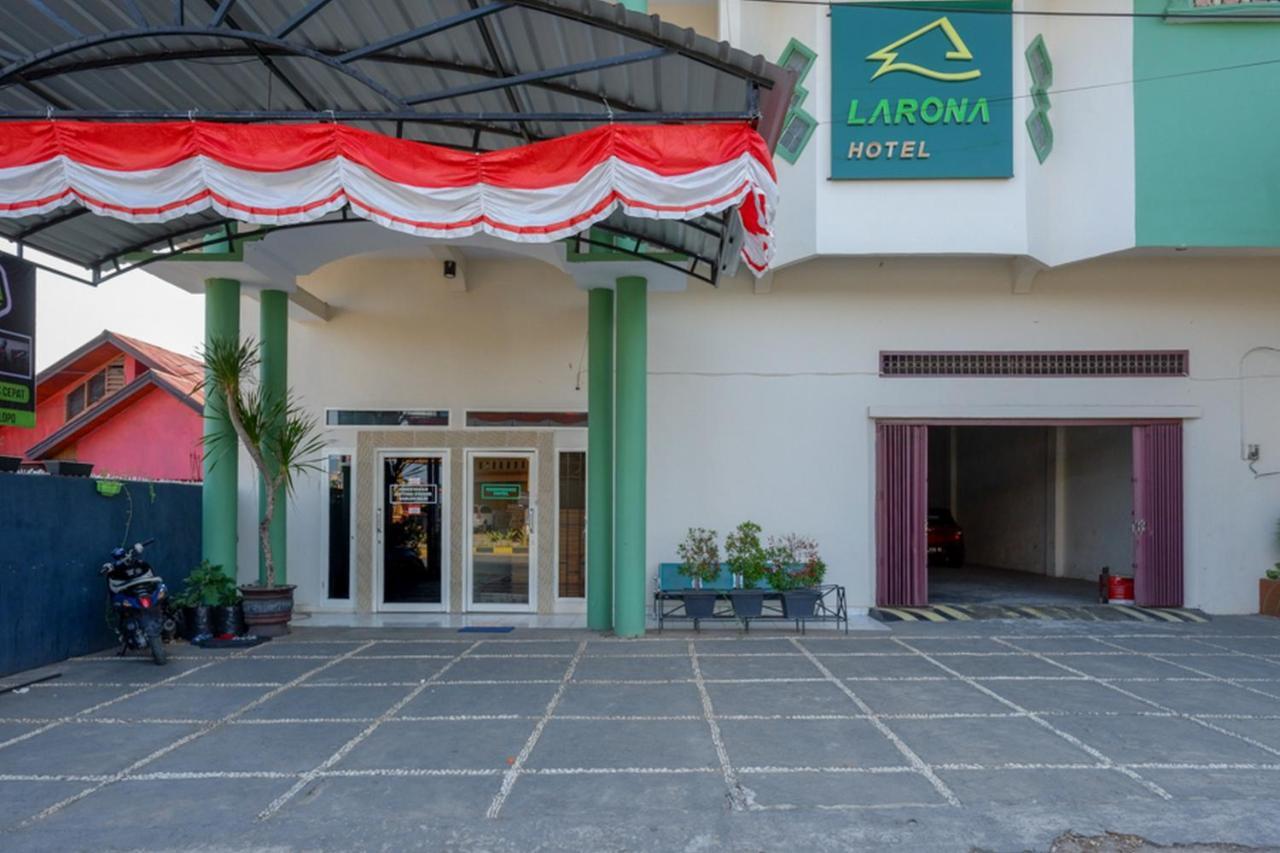 Hotel Reddoorz Syariah At Jalan Jenderal Sudirman Palopo Exterior foto